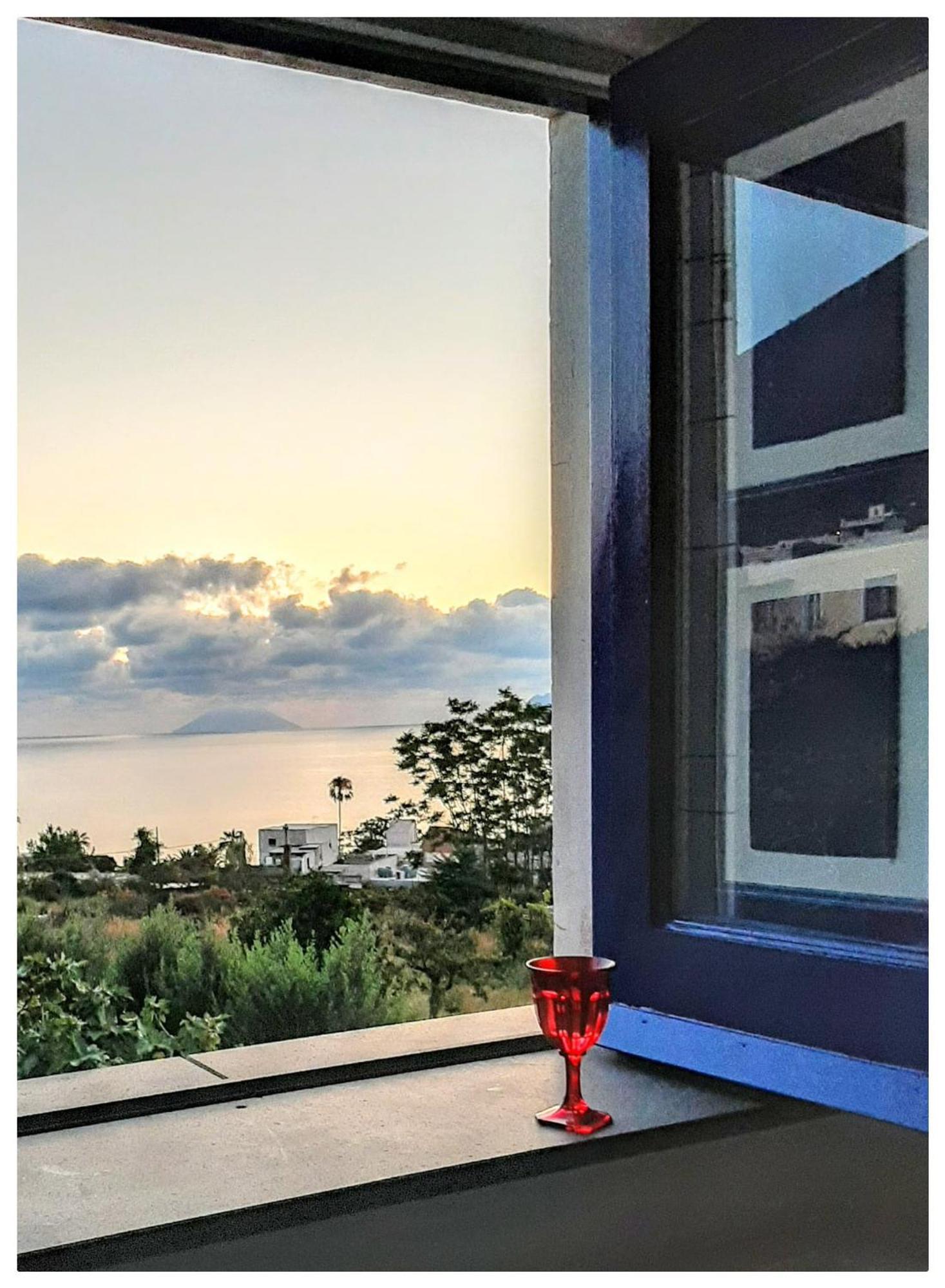 Salinarte Hotel Santa Marina Salina Phòng bức ảnh